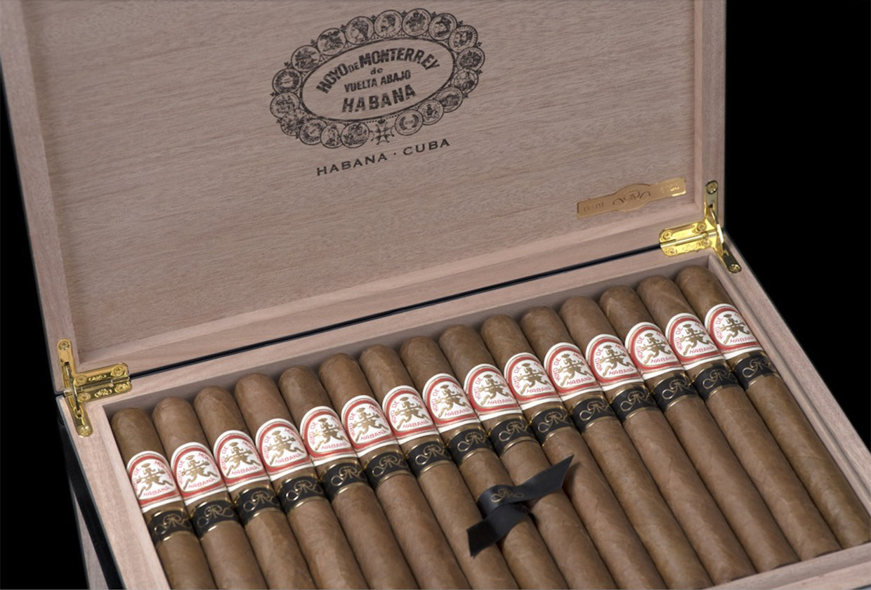 HOYO DE MONTERREY DOUBLE CORONAS GRAN RESERVA COSECHA 2013 CIGAR