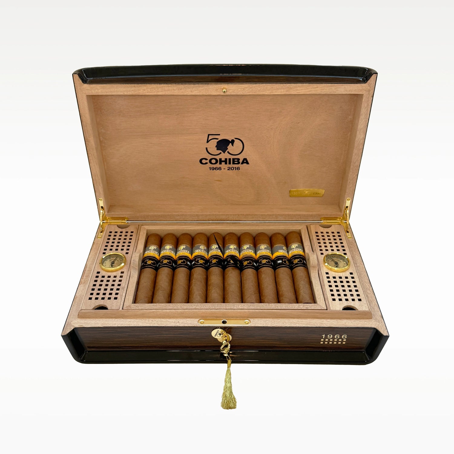 Exclusive Cohiba 50 Aniversario Majestuosos 1966 Humidor featuring 20 hand-made cigars with a full flavor,celebrating Cohiba 50th anniversary